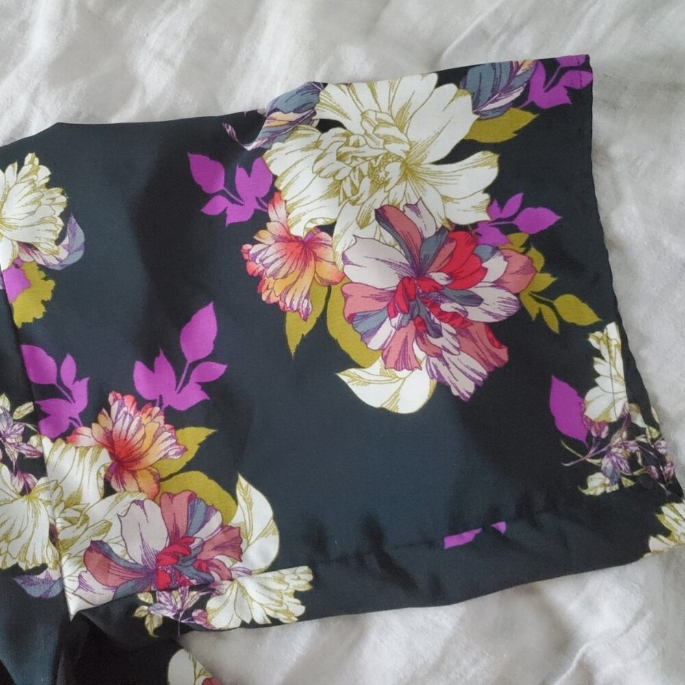 Forever 21  Flora print  Cropped Kimono  top - Picture 6 of 6